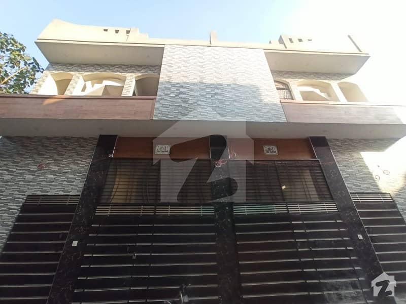 ہاؤسنگ کالونی شیخوپورہ میں 2 کمروں کا 4 مرلہ زیریں پورشن 15 ہزار میں کرایہ پر دستیاب ہے۔