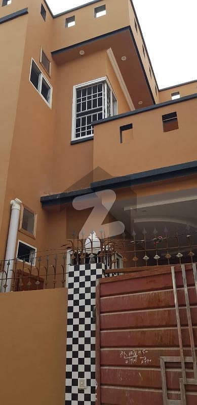 4.5 Marla Double Story House Available For Sale In Satellite Town.