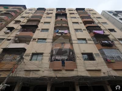 1200 Square Feet Flat Situated In Gulshan-e-Iqbal Town For Rent