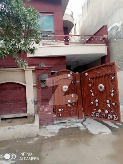 آر اے بازار کینٹ لاہور میں 5 کمروں کا 12 مرلہ مکان 2.3 کروڑ میں برائے فروخت۔
