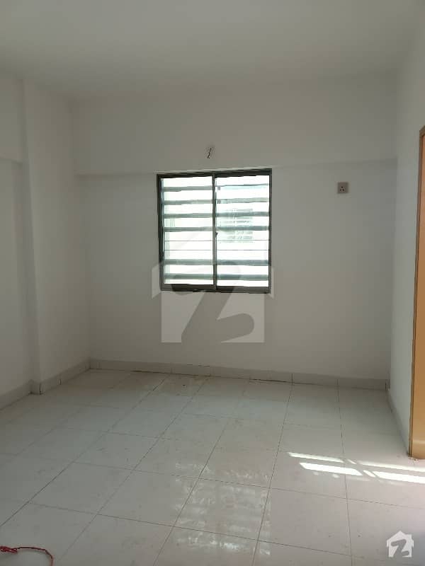 1 Bed Lounge Apartment Available For Rent