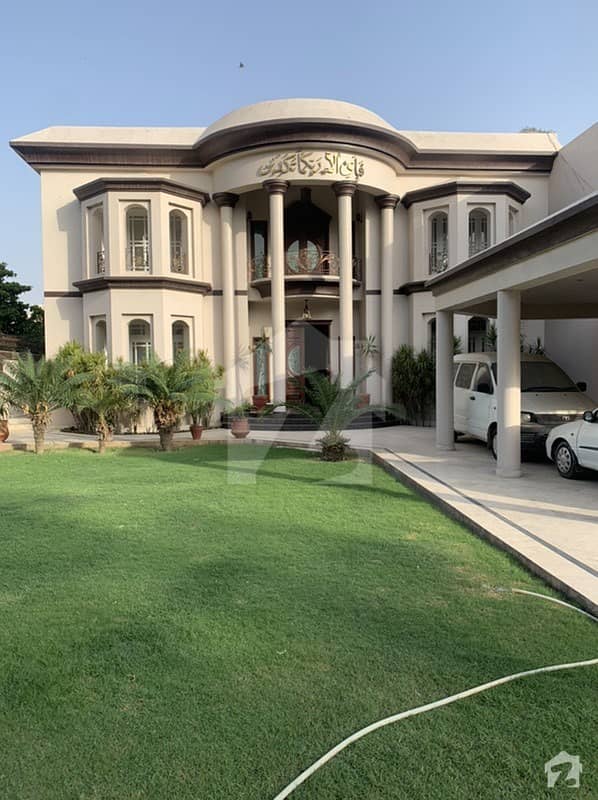 Beautiful House For Sale In Main D Ground