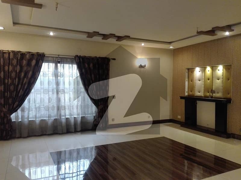 Kanal 6bed excellent double story house in valencia town