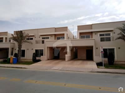 Well-placed 200 Square Yards House For Sale In Bahria Town Karachi