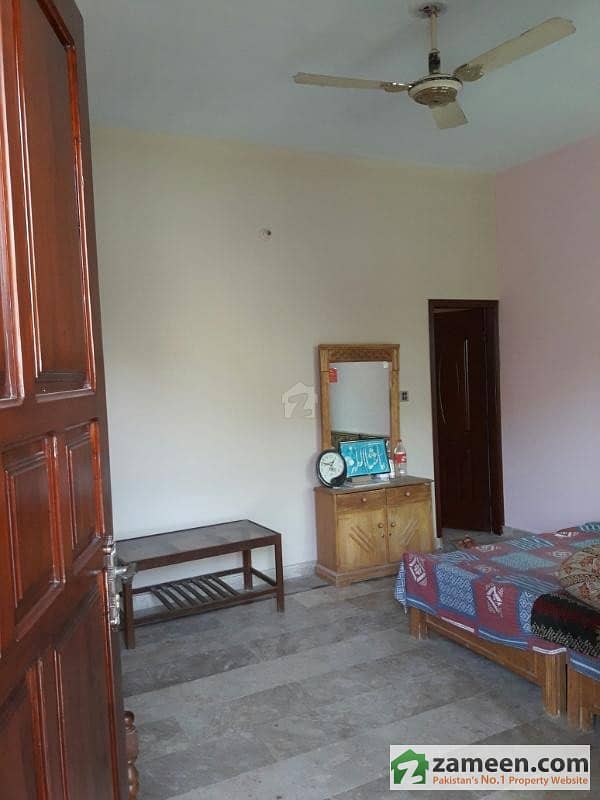 3 bed house available for rent in sakhi sultan colony