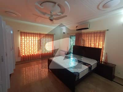 4 Bed Room Furnished Upper Portion For Rent In F-7 Islamabad