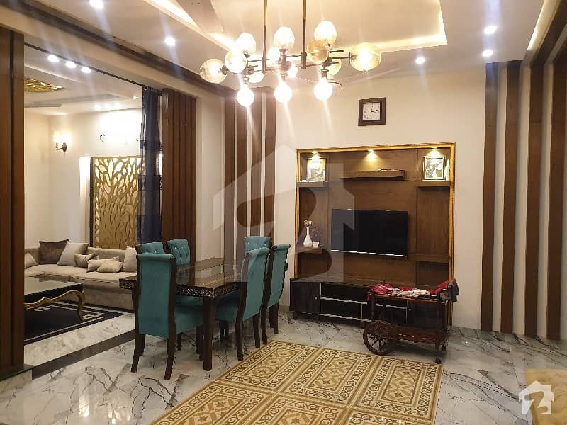 اسٹیٹ لائف ہاؤسنگ سوسائٹی لاہور میں 5 کمروں کا 7 مرلہ مکان 1.98 کروڑ میں برائے فروخت۔