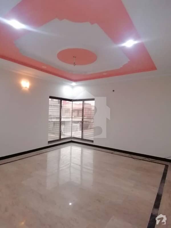 12 Marla House For Rent In Paragon City