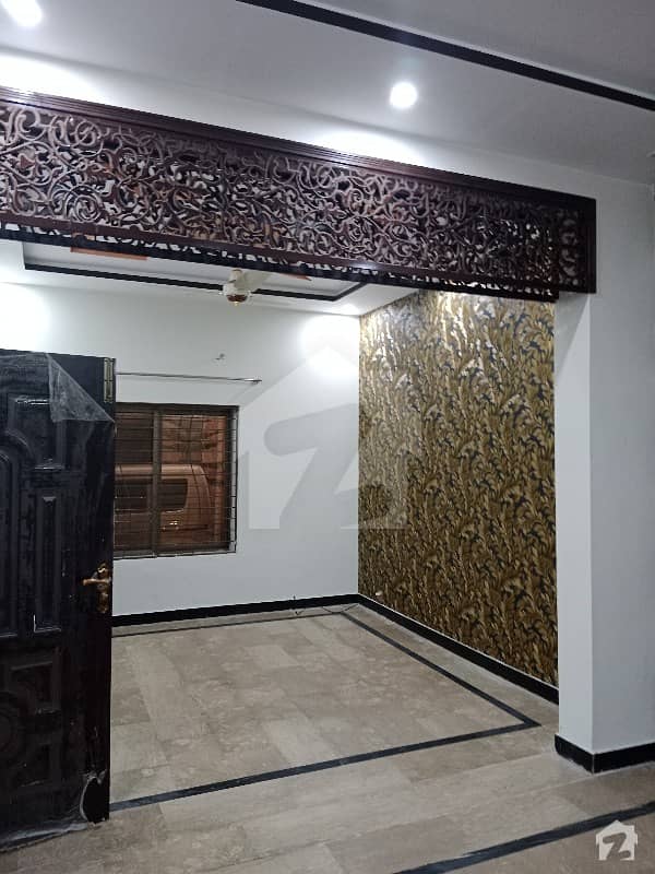 الاحمد گارڈن ہاوسنگ سکیم جی ٹی روڈ لاہور میں 3 کمروں کا 4 مرلہ مکان 35 ہزار میں کرایہ پر دستیاب ہے۔