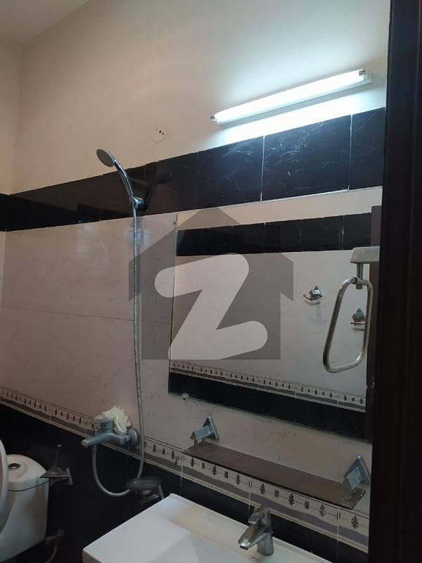 2700 Square Feet Flat Is Available For Rent In Askari 11 - Sector B