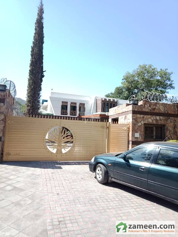 Extraordinary Beautiful House For Sale 2500 Sq Yards