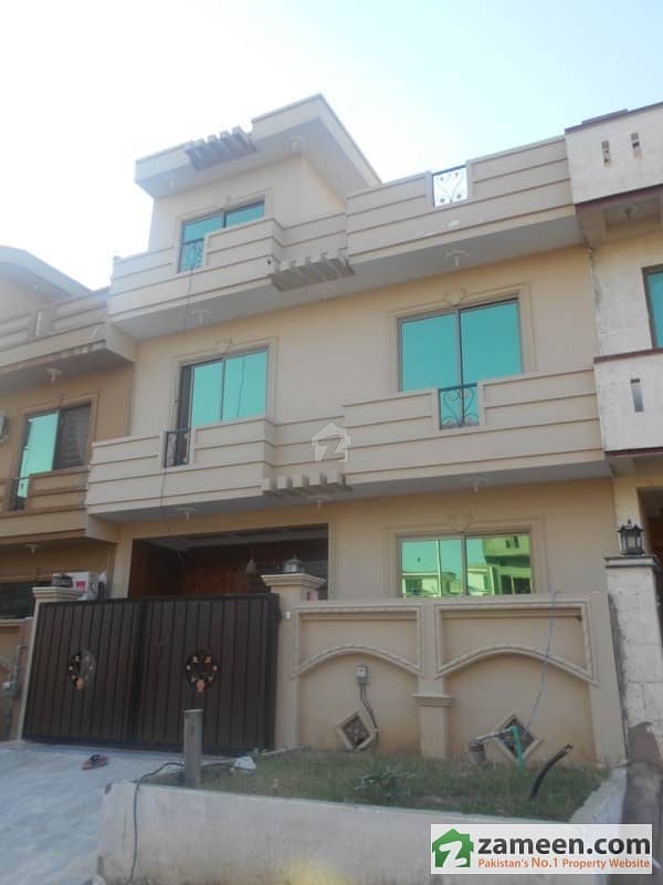 House For Sale In Sector G10 G10, Islamabad ID8990952