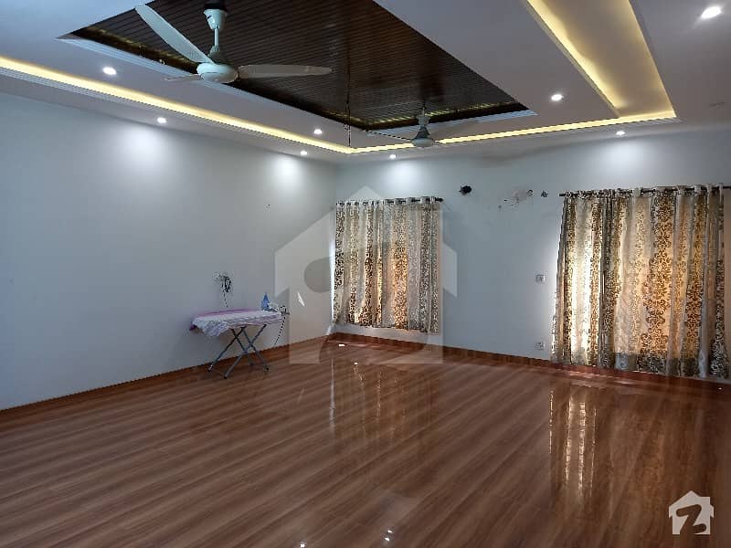 1 Kanal Almost New Upper Portion In Township Gondal Chowk  Prime Location