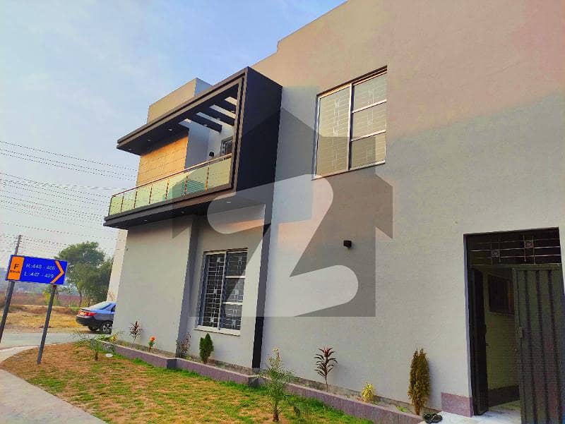 6.5 Marla Corner House 40 Ft Road Near Park With Aplus Quality Work