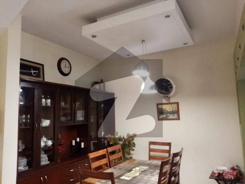 ڈی ایچ اے فیز 2 ایکسٹینشن ڈی ایچ اے ڈیفینس کراچی میں 3 کمروں کا 5 مرلہ مکان 4.2 کروڑ میں برائے فروخت۔