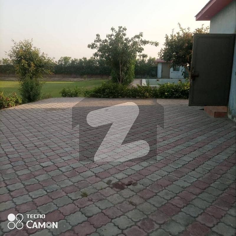 Gated Society Vip 5 Kanal Farm House Is Available For Sale At Barki Road