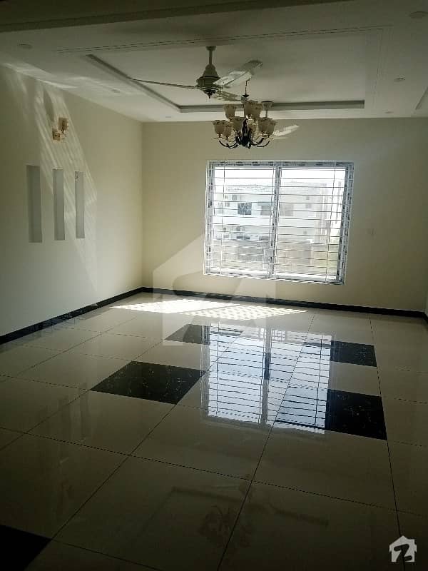 2250 Square Feet House For Sale In F-17 In Only Rs. 32,500,000