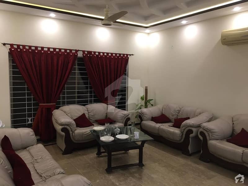 1 Kanal House Ideally Situated In Raiwind Road