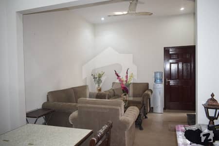 2 Kanal Beautiful Upper Portion Available For Rent In Dha Lahore