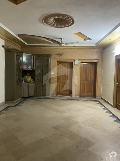 سبزہ زار سکیم ۔ بلاک جے سبزہ زار سکیم لاہور میں 4 کمروں کا 7 مرلہ مکان 70 ہزار میں کرایہ پر دستیاب ہے۔