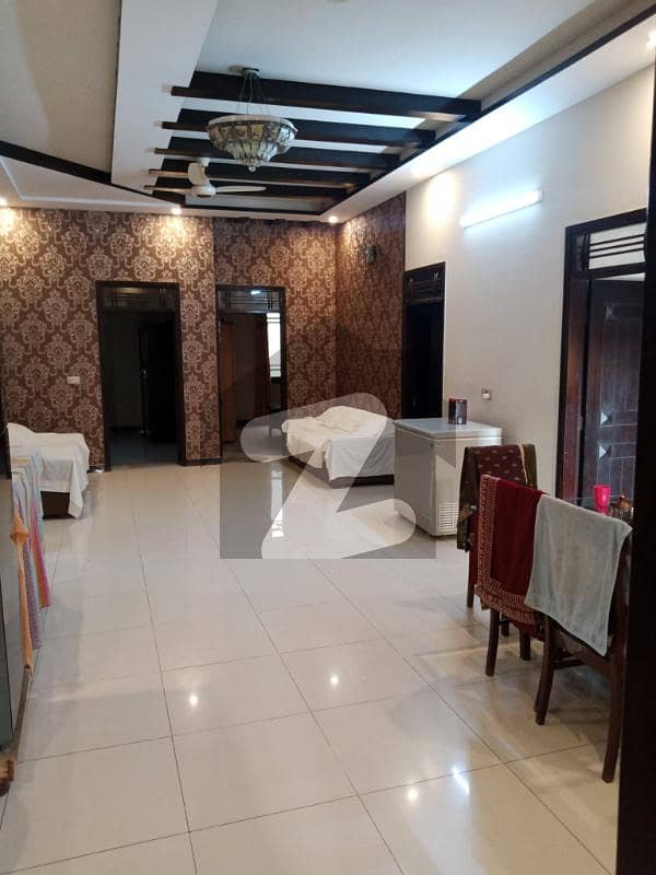 400 Sq. yards 1st Floor Portion With Roof 5 Bed Dd West Open With Separate Parking Ultra Luxury In Gulistan-e-jauhar - Block 12