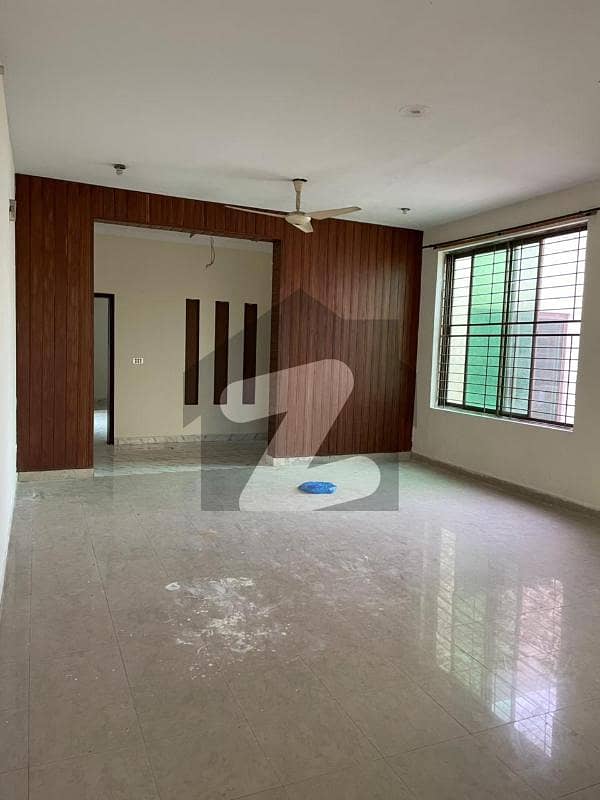 1 Kanal Used House For Sale pia