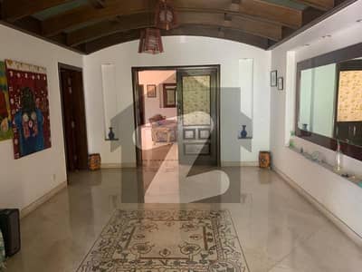 2 Kanal Owner Built Beautiful Stylish Bungalow 2 Kanal Owner Built Beautiful Stylish Bungalow