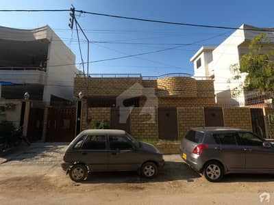 گلستانِِ جوہر ۔ بلاک 12 گلستانِ جوہر کراچی میں 4 کمروں کا 16 مرلہ مکان 4.6 کروڑ میں برائے فروخت۔
