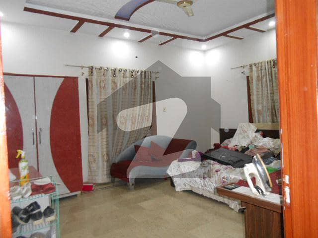 گلستانِِ جوہر ۔ بلاک 15 گلستانِ جوہر کراچی میں 3 کمروں کا 16 مرلہ زیریں پورشن 80 ہزار میں کرایہ پر دستیاب ہے۔