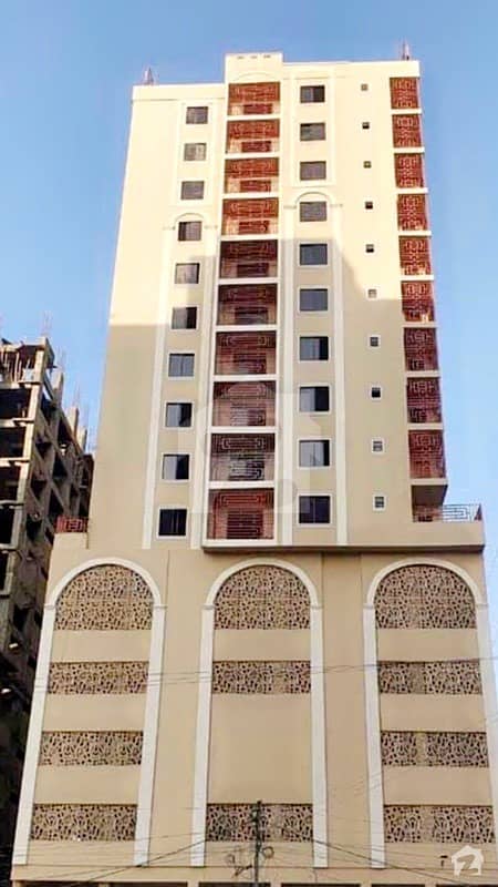 کلفٹن ۔ بلاک 9 کلفٹن کراچی میں 3 کمروں کا 8 مرلہ فلیٹ 3.65 کروڑ میں برائے فروخت۔