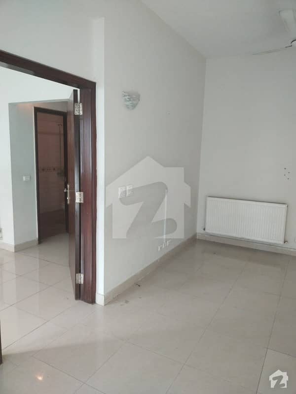4 Bedroom Flat For Sale In F11