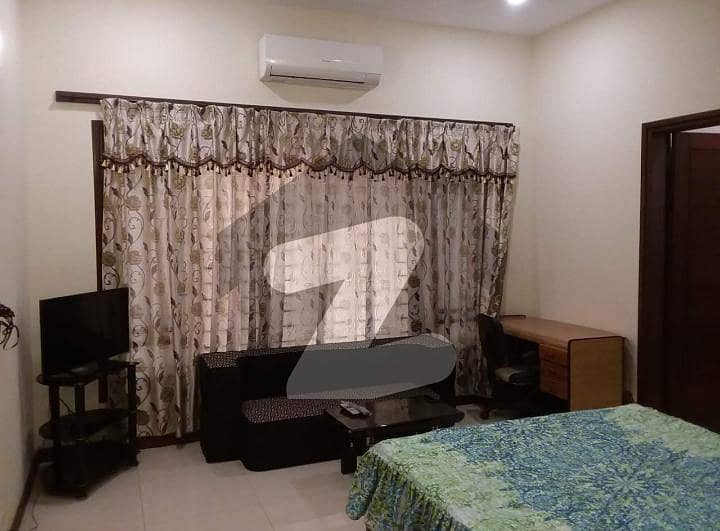 Master Rooms For Executive Males And Female Which Having Each And Everything Just On Your Finger Tips. Same As Five Star Residence In A Beautiful Bungalow Just In 65000