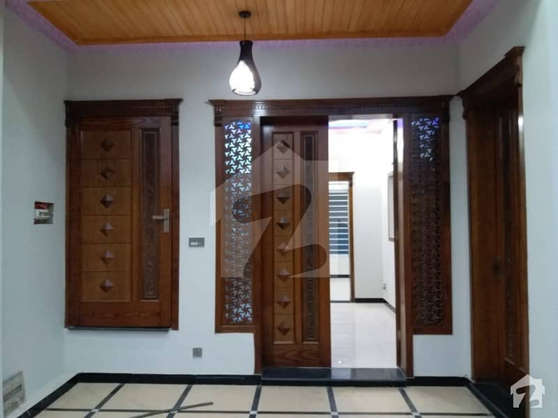 جی ۔ 13 اسلام آباد میں 4 کمروں کا 4 مرلہ مکان 70 ہزار میں کرایہ پر دستیاب ہے۔