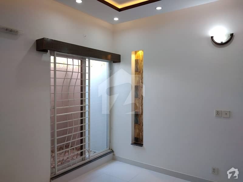 Spacious 3.5 Marla House Available For Sale In Shanghai Road