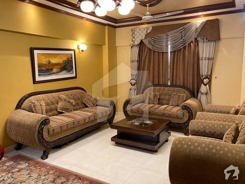 ڈی ایچ اے فیز 2 ایکسٹینشن ڈی ایچ اے ڈیفینس کراچی میں 3 کمروں کا 8 مرلہ فلیٹ 1.7 کروڑ میں برائے فروخت۔
