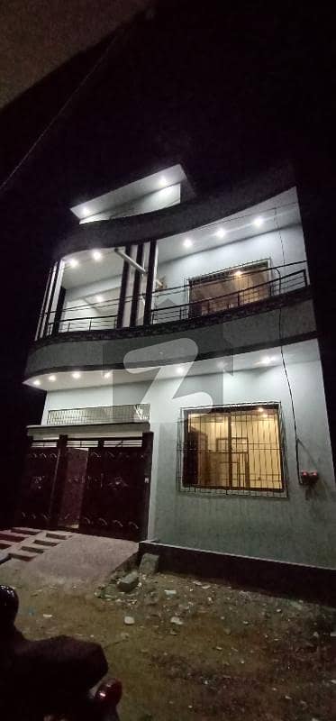 ڈائمنڈ سٹی گلشنِ معمار گداپ ٹاؤن کراچی میں 8 کمروں کا 4 مرلہ مکان 1.46 کروڑ میں برائے فروخت۔
