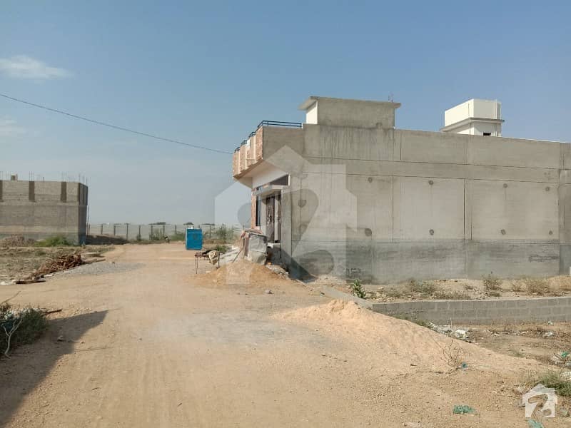 200 Sq Yards Plot Is Available For Sale