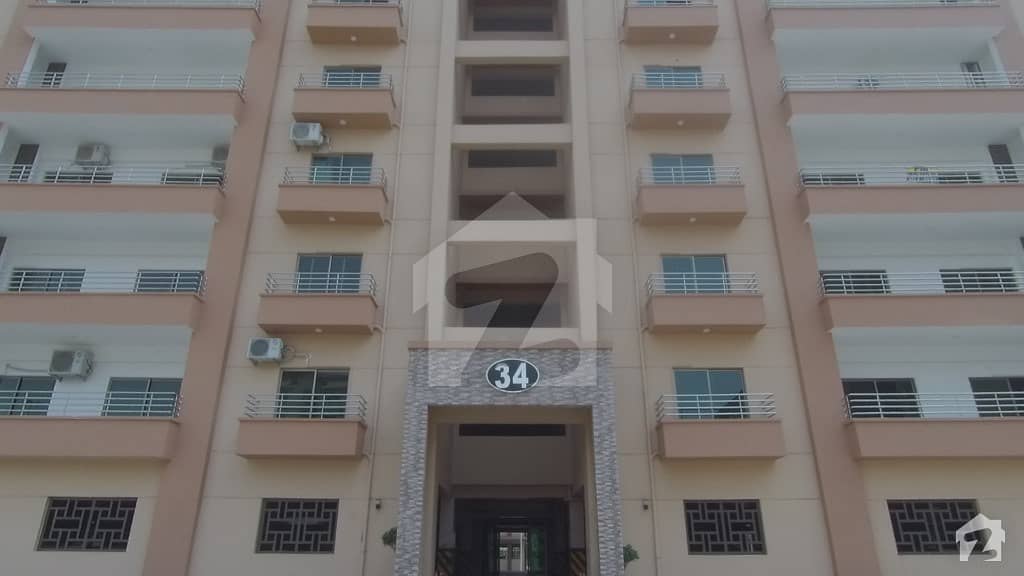 10 Marla Flat In Askari 10 Of Lahore Is Available For Rent