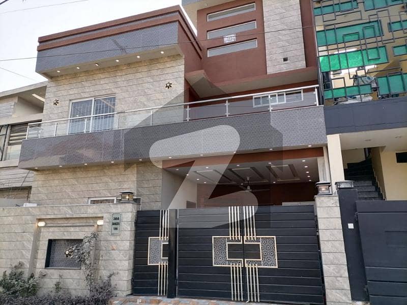 8 Marla Designer House For Sale In B Block Bankers Co-operating Housing Society Lahore