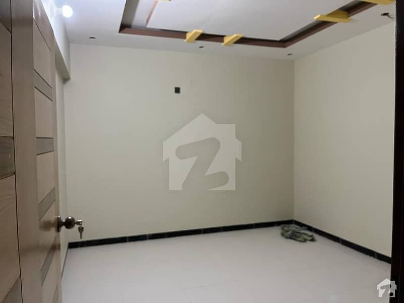 Flat Of 1800 Square Feet In Jamshed Town For Rent