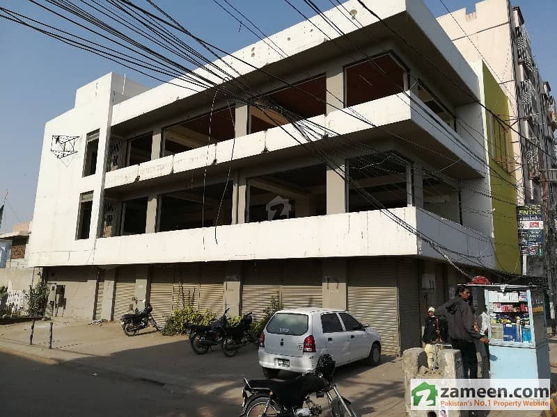 Nipa Chorangi Building Ground1st2nd Floor Available for Rent 7500 Sq ft