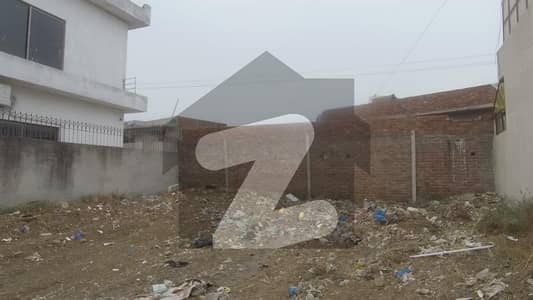 ڈی ایچ اے فیز 8 - بلاک این ڈی ایچ اے فیز 8 ڈیفنس (ڈی ایچ اے) لاہور میں 10 مرلہ رہائشی پلاٹ 2.25 کروڑ میں برائے فروخت۔