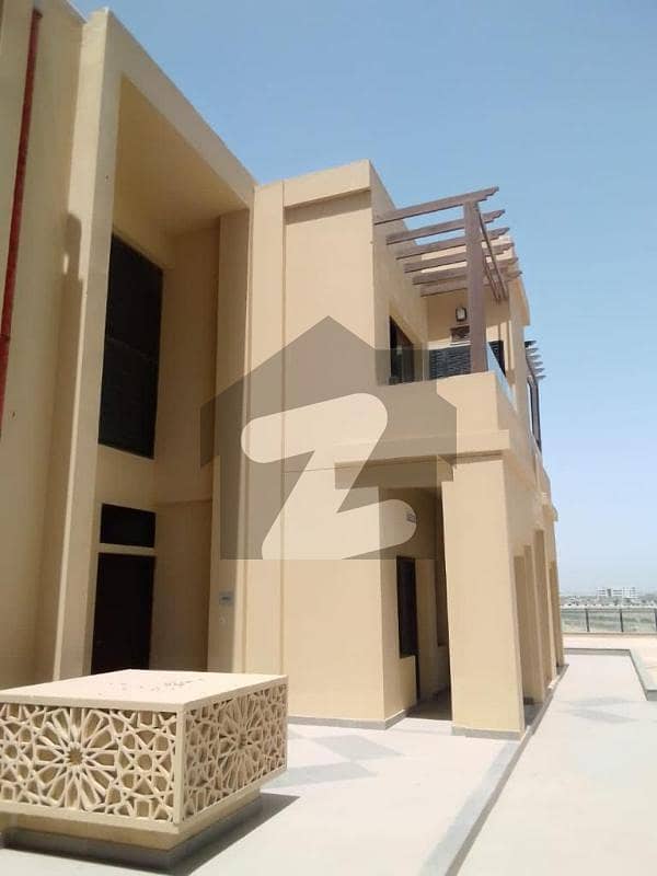 عمار کورل ٹاورز امارکریسنٹ بے ڈی ایچ اے فیز 8 ڈی ایچ اے کراچی میں 3 کمروں کا 18 مرلہ مکان 8 کروڑ میں برائے فروخت۔