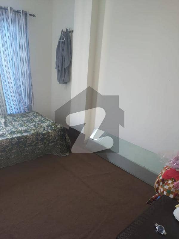 1 Bedroom Flat For Available For Sale