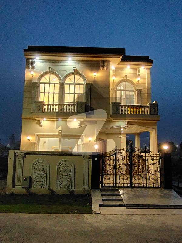 Brand new 5 Marla classical bungalow for sale in DHA Rahbar