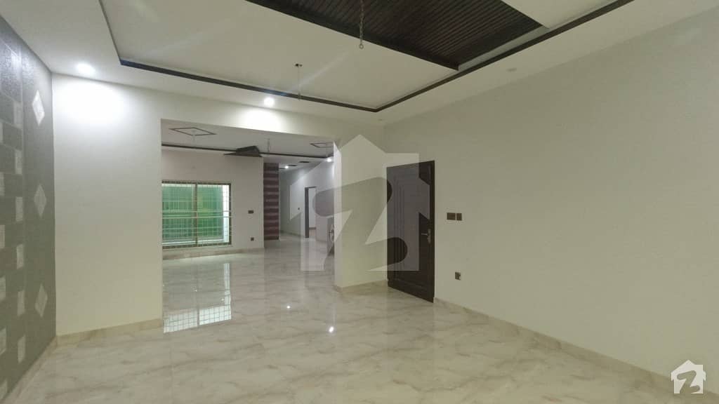 ملٹری اکاؤنٹس ہاؤسنگ سوسائٹی لاہور میں 6 کمروں کا 16 مرلہ مکان 3.5 کروڑ میں برائے فروخت۔