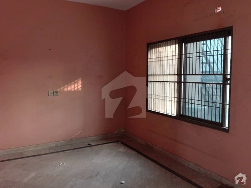 سبزہ زار سکیم ۔ بلاک این سبزہ زار سکیم لاہور میں 6 کمروں کا 5 مرلہ مکان 1.5 کروڑ میں برائے فروخت۔