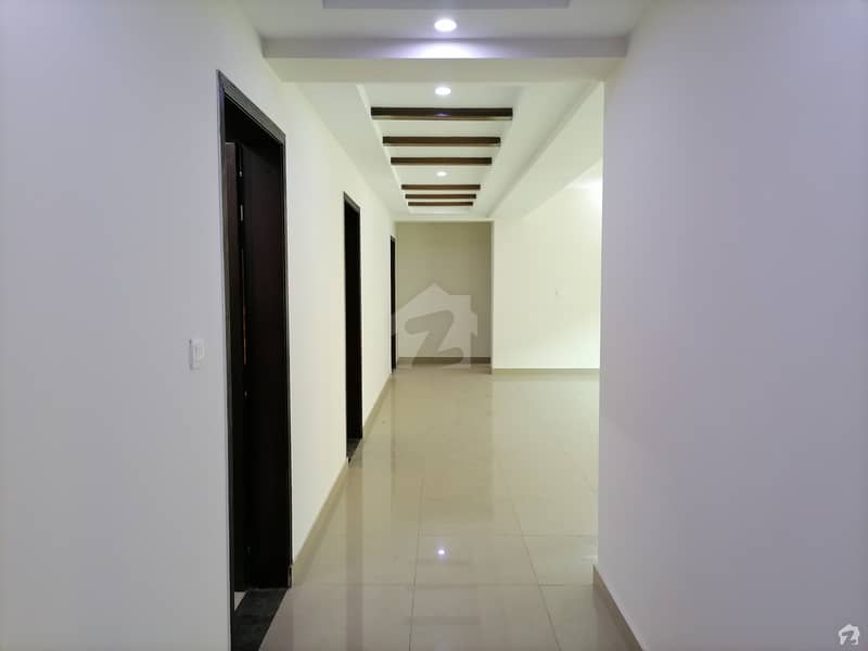 Unoccupied 10 Marla Flat Is Available For Rent In Lahore