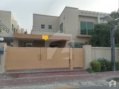 12 Marla Safari Villas 3  House For Sale In Bahria Town Islamabad