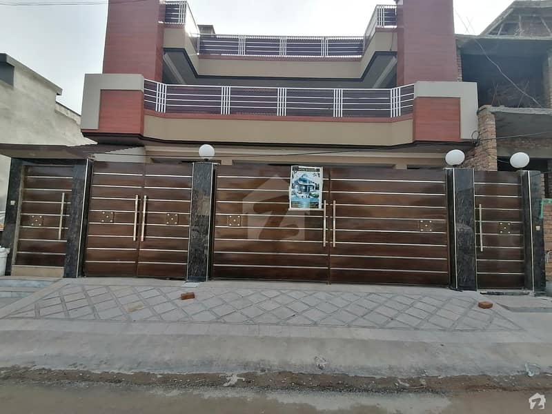 10 Marla House Available For Sale In Hayatabad